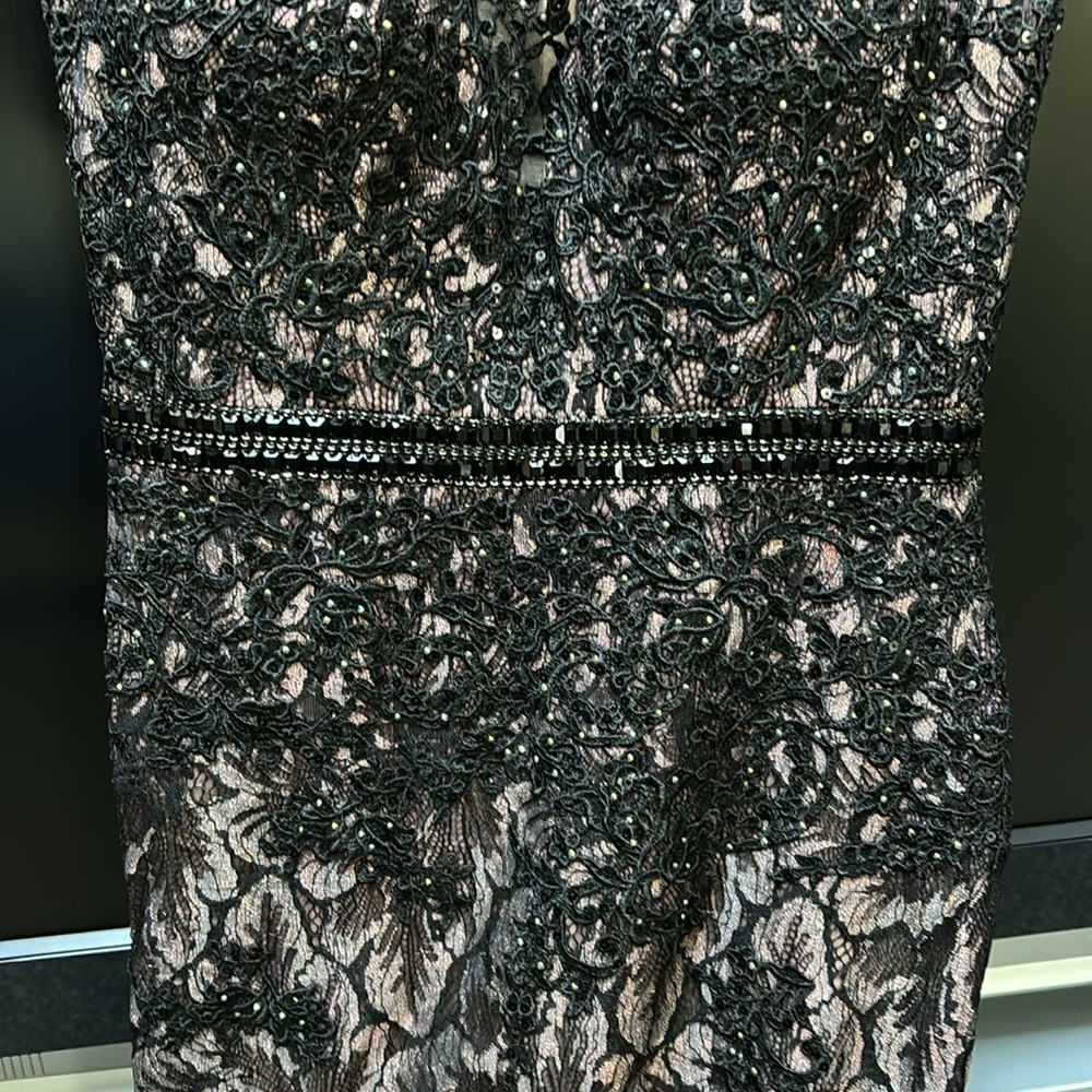 Mac Duggal Evening Dress Size 6 EUC - Picture 5 of 16